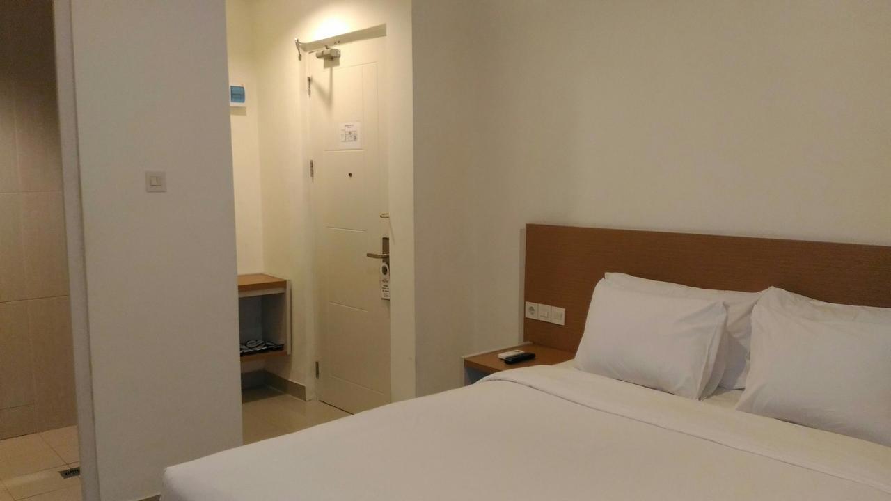 Big Fish Hotel Manado Dış mekan fotoğraf