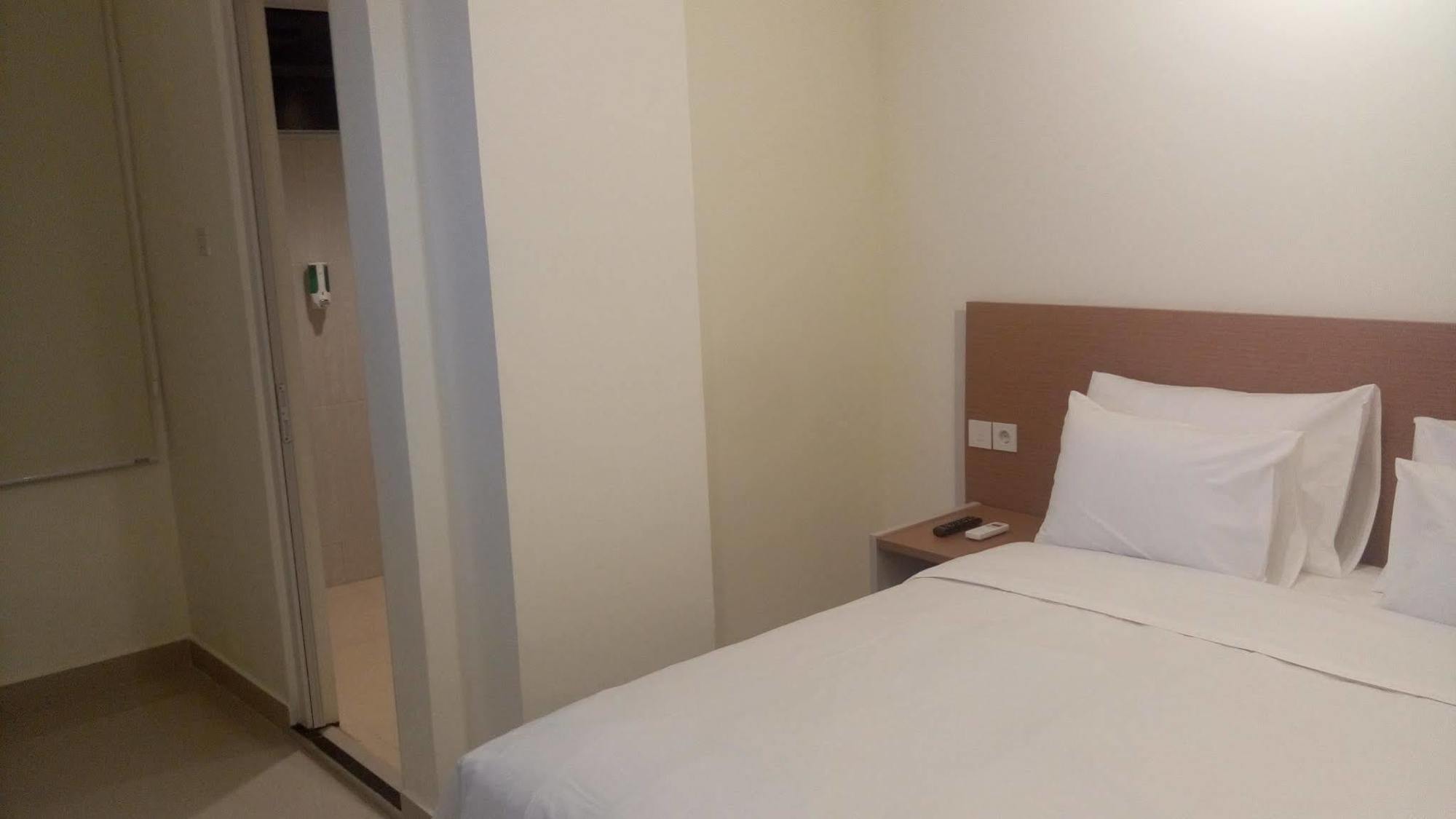 Big Fish Hotel Manado Dış mekan fotoğraf