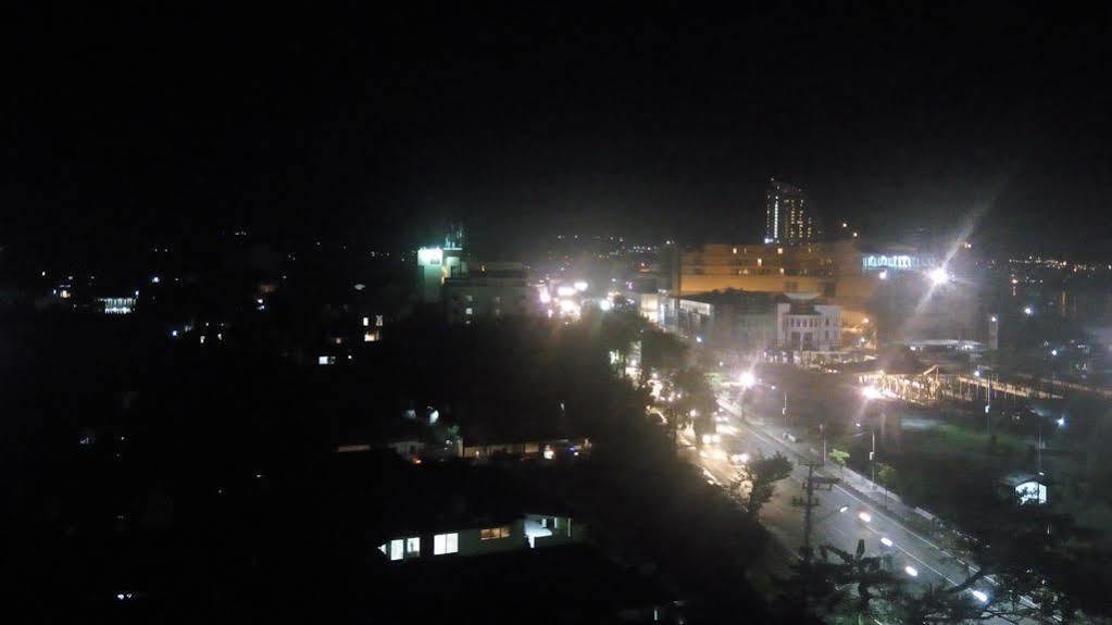 Big Fish Hotel Manado Dış mekan fotoğraf