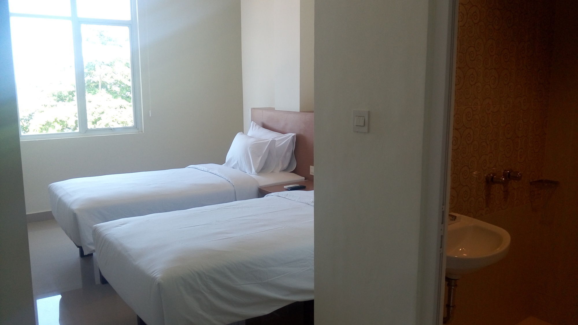 Big Fish Hotel Manado Dış mekan fotoğraf